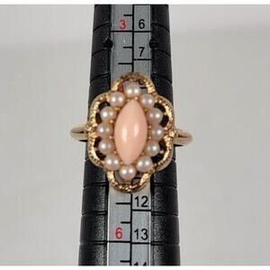 Vintage Avon Gold Tone Faux Pearl Light Pink Oval Gemstone Ring Size 4.5